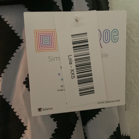 XXS Black & White Chevron LuLaRoe Lola Skirt - NWT - Picture 4 of 7